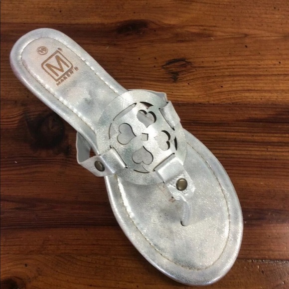 Women’s silver sandals slip on - Picture 2 of 3
